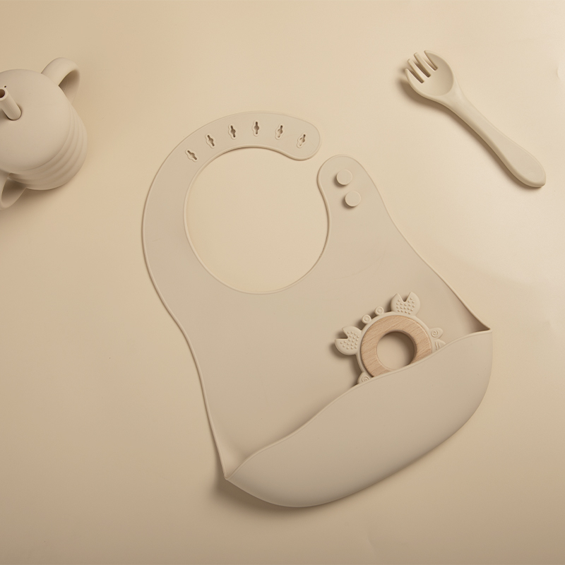 Bavaglini in Silicone senza BP - Waterproof Baby Bibs Silicone recensione e prezzo