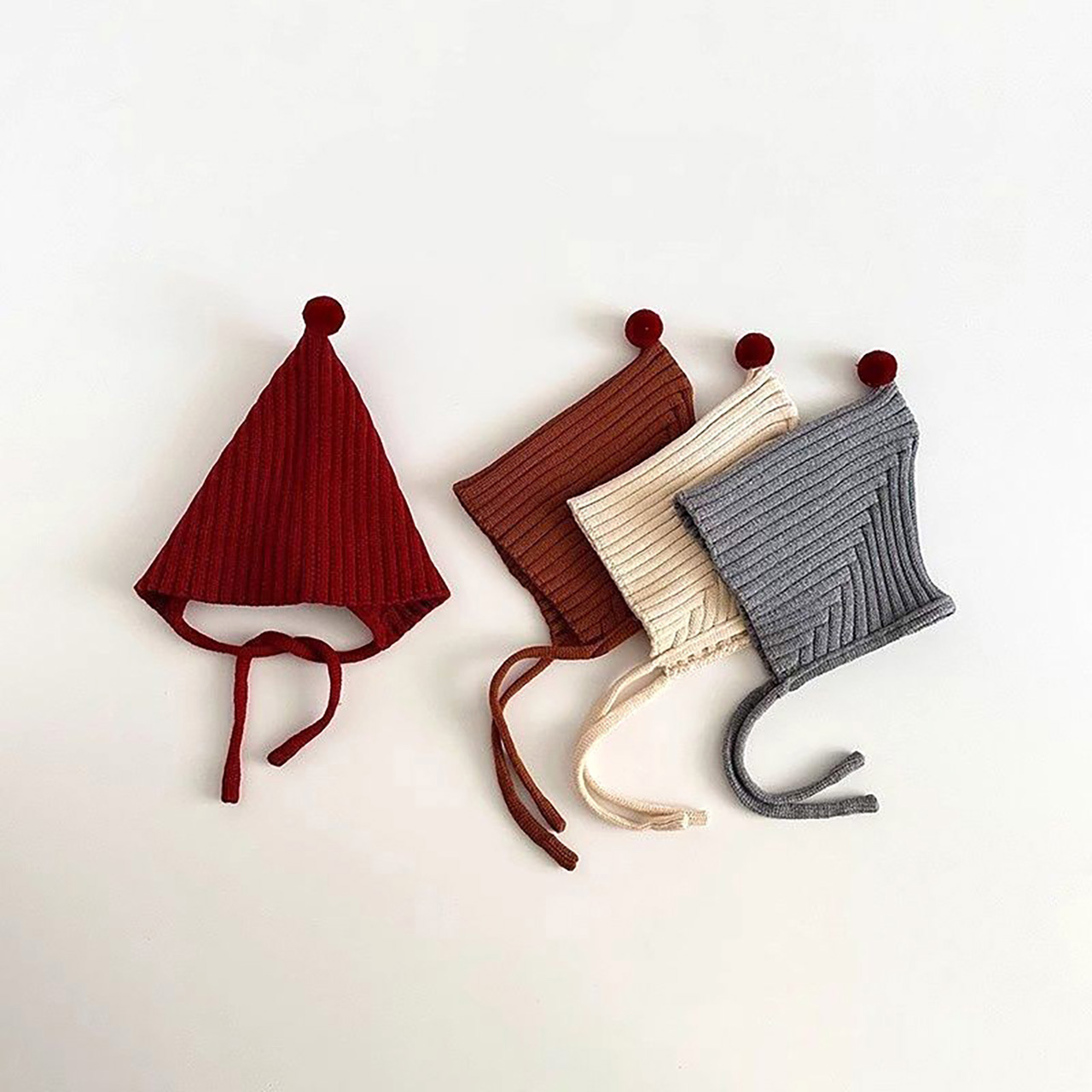 Cappello invernale lavorato a  - Infant Beanie Hat With Ears recensione e prezzo